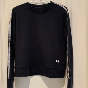 Women’s under armour sweatshirt